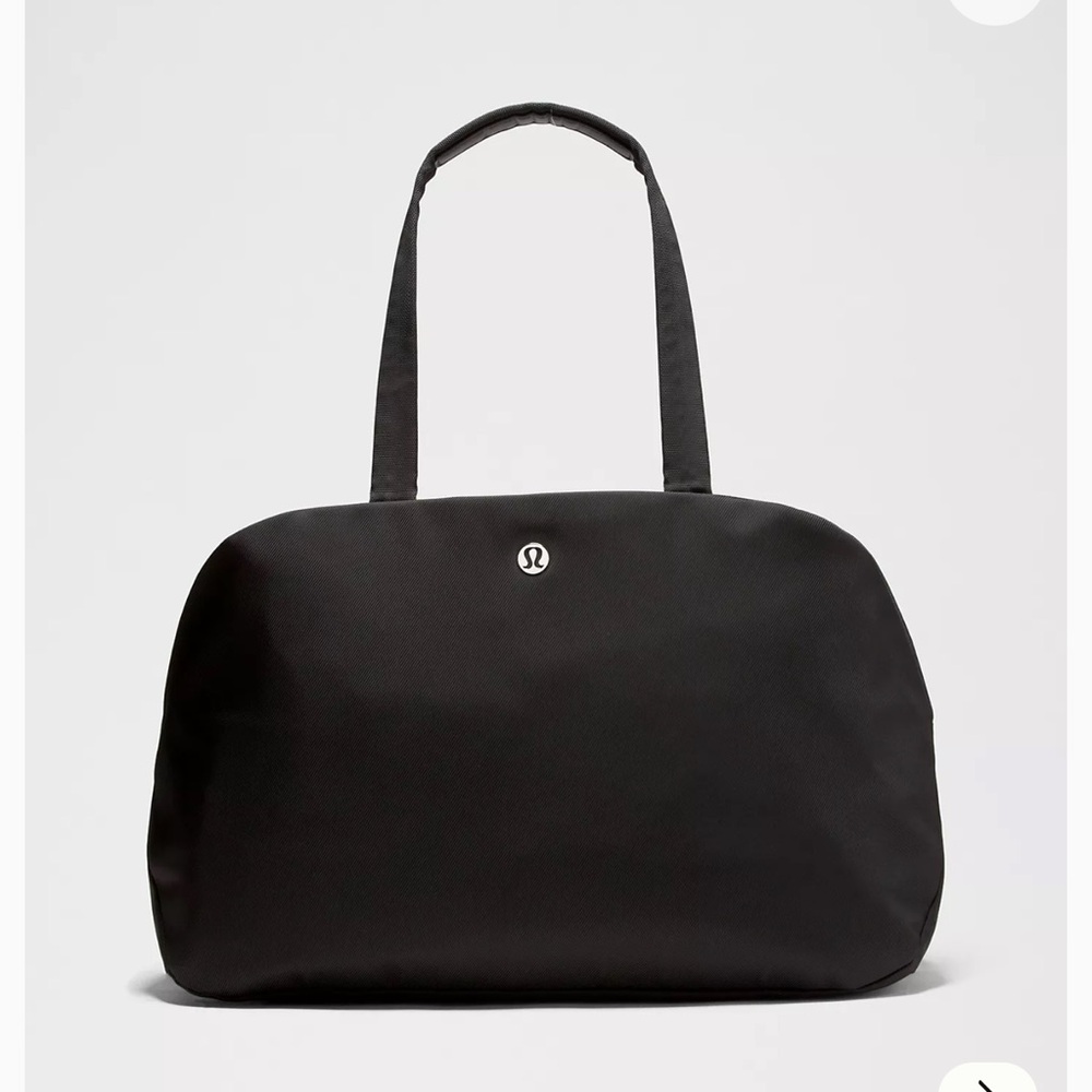 NEW Lululemon Black City Essentials Bag 25L - NWT!